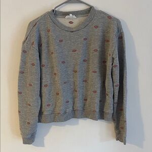 Gray long sleeve with Red lips